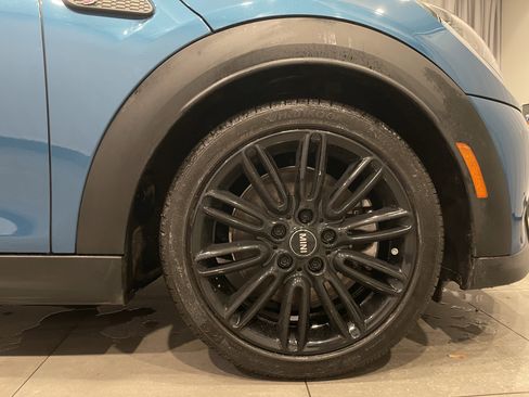 Used 2022 MINI Cooper S image 11