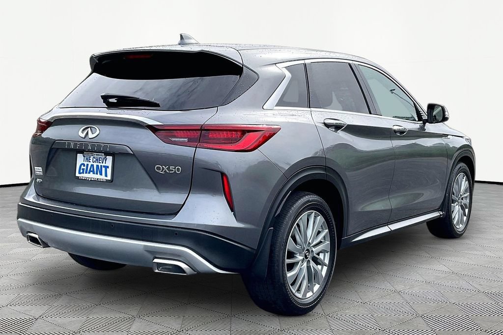 Used 2023 INFINITI QX50 Pure AWD/4WD image 6