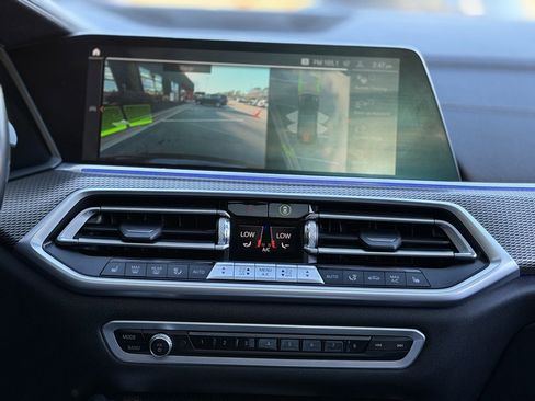 Used 2023 BMW X6 xDrive40i w/ M Sport Package image 47