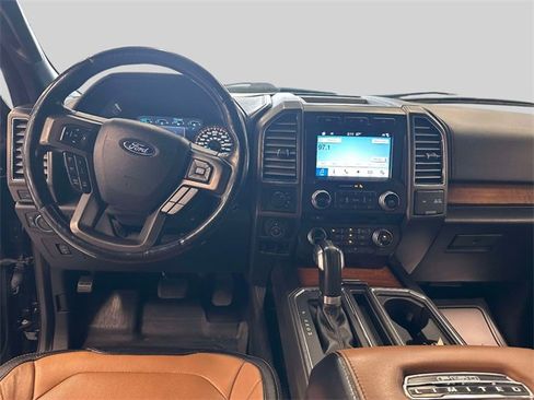 Used 2017 Ford F150 Limited w/ Trailer Tow Package image 26