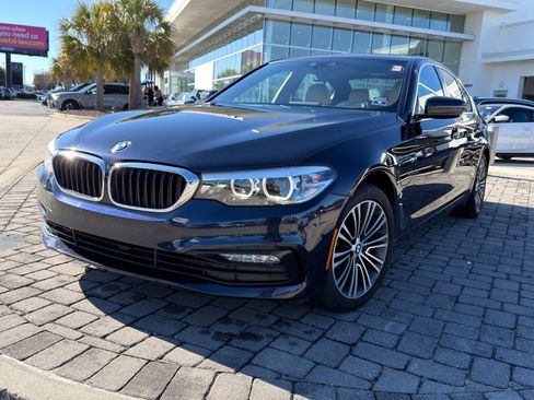 Used 2018 BMW 530e xDrive image 1