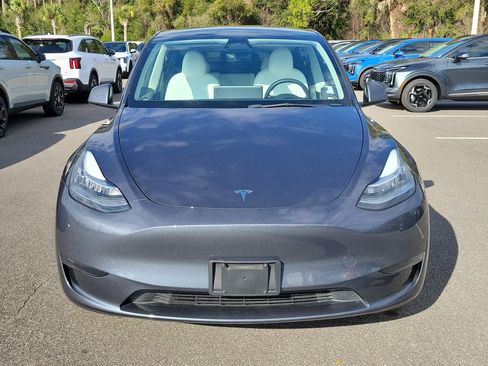 Used 2023 Tesla Model Y Long Range image 2