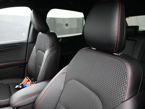 New 2026 Ford Escape ST-Line w/ Tech Pack #1 AWD/4WD image 17