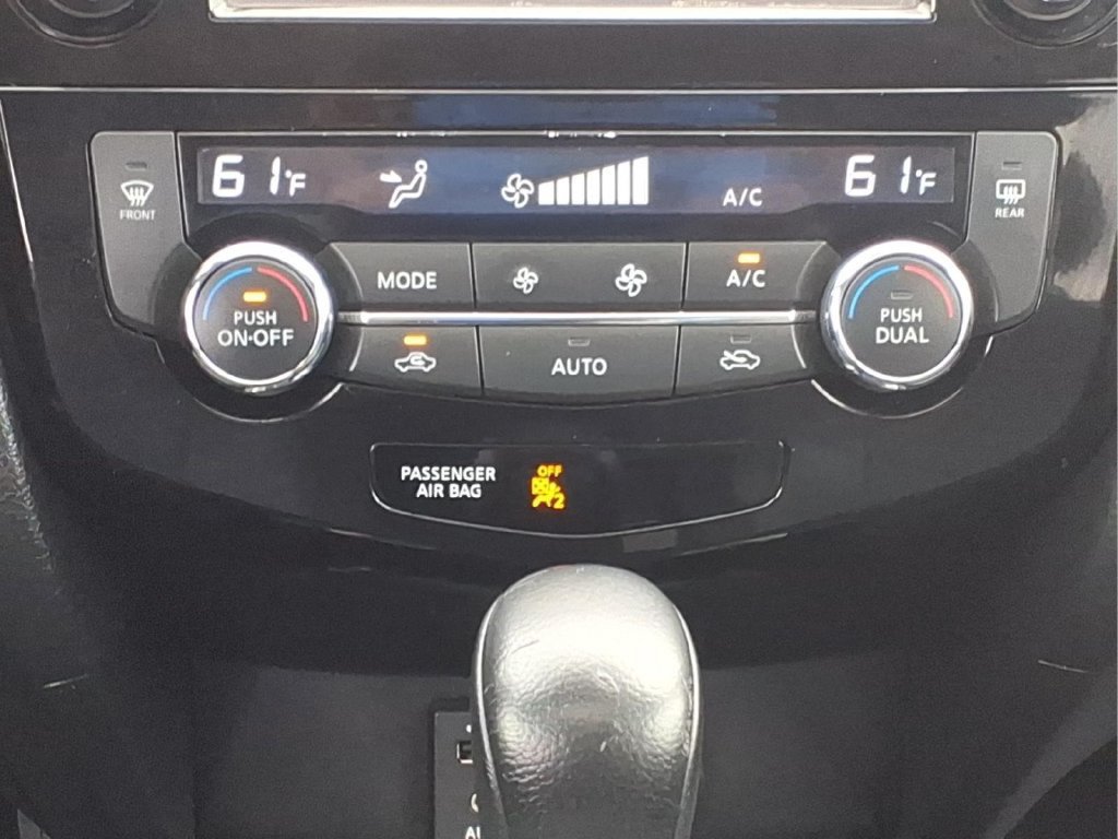 Used 2016 Nissan Rogue SL w/ SL Premium Package AWD/4WD image 18
