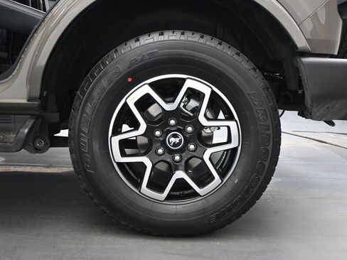 New 2026 Ford Bronco Outer Banks AWD/4WD image 21