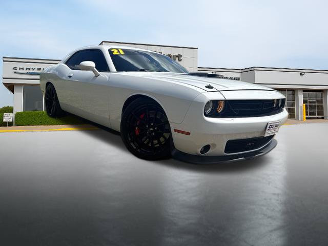 Used 2021 Dodge Challenger R/T Scat Pack w/ Shaker Package RWD image 2