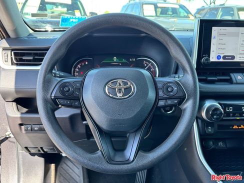 Certified 2025 Toyota RAV4 XLE AWD/4WD image 21