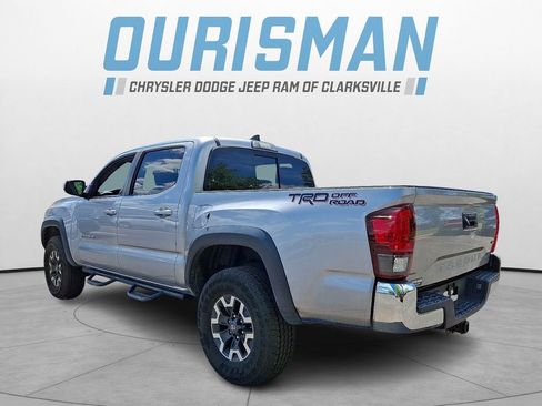 Used 2019 Toyota Tacoma TRD Off-Road RWD image 4