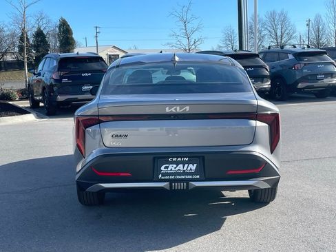 New 2026 Kia K4 LXS image 6