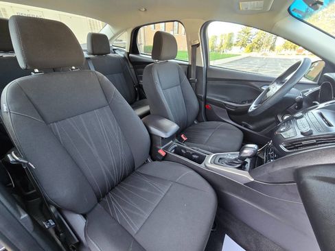 Used 2015 Ford Focus SE image 27