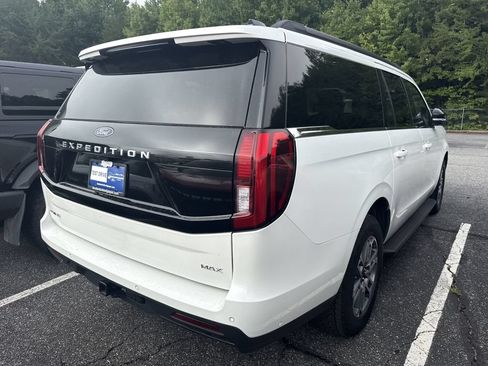 Used 2025 Ford Expedition Max Active AWD/4WD image 19