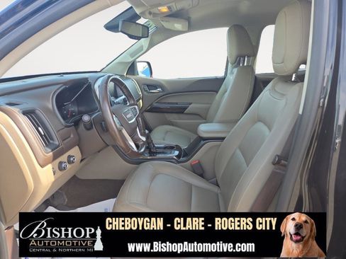 Used 2018 GMC Canyon SLT w/ Driver Alert Package image 10