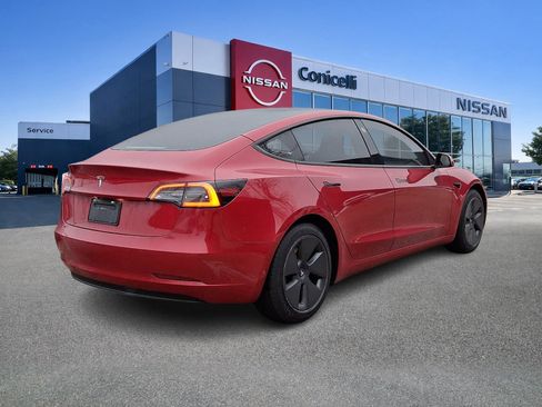 Used 2021 Tesla Model 3 Standard Range Plus image 6