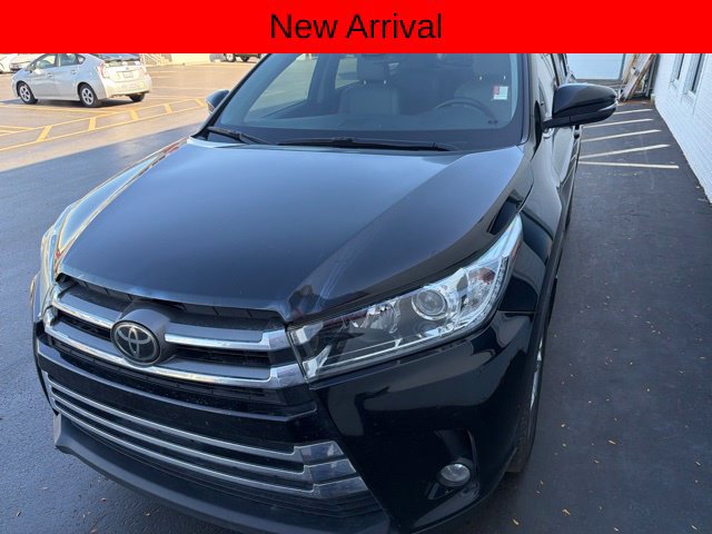 Used 2017 Toyota Highlander Limited AWD/4WD image 1