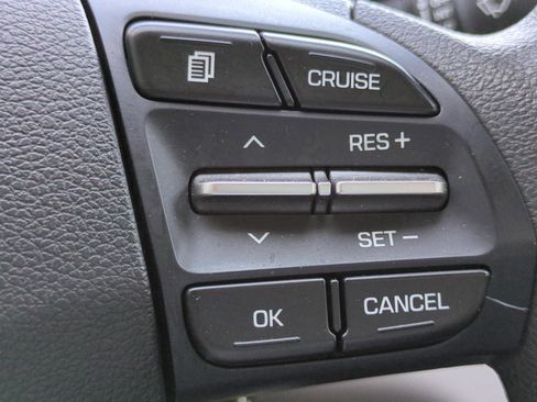 Used 2019 Hyundai Elantra SEL FWD image 19