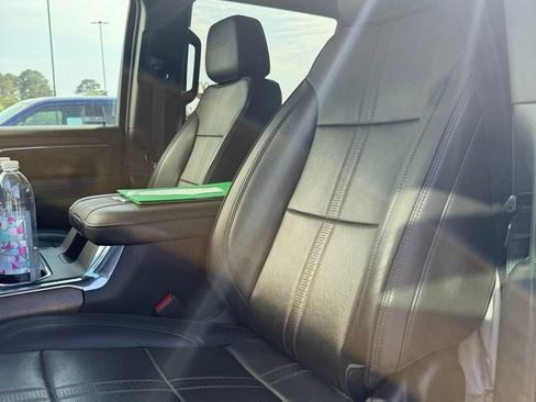 Used 2024 Chevrolet Silverado 2500 High Country w/ High Country Premium Package image 10