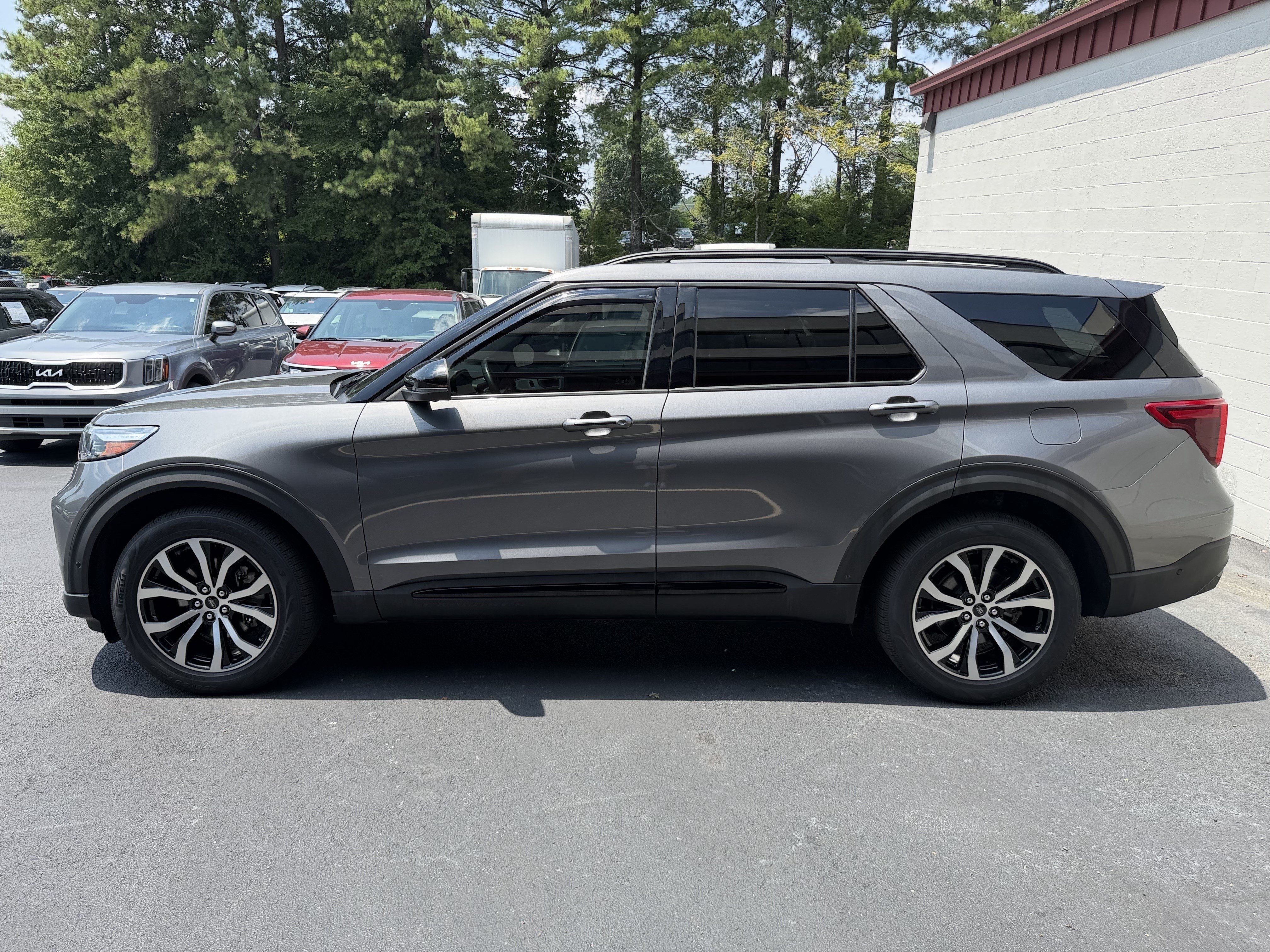 Used 2021 Ford Explorer ST w/ Equipment Group 401A AWD/4WD image 4