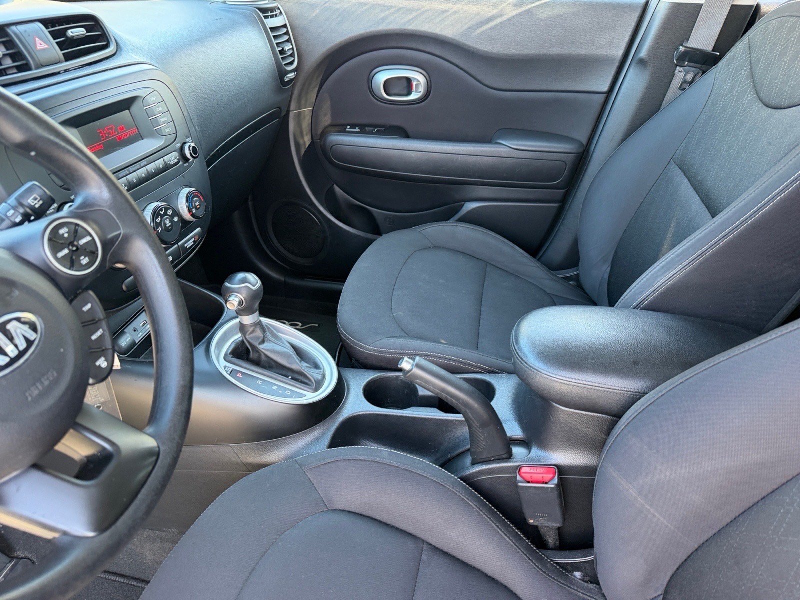 Used 2015 Kia Soul FWD image 12