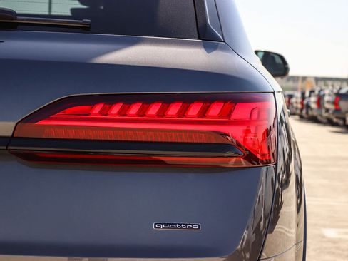 New 2026 Audi Q7 2.0T Premium Plus AWD/4WD image 10