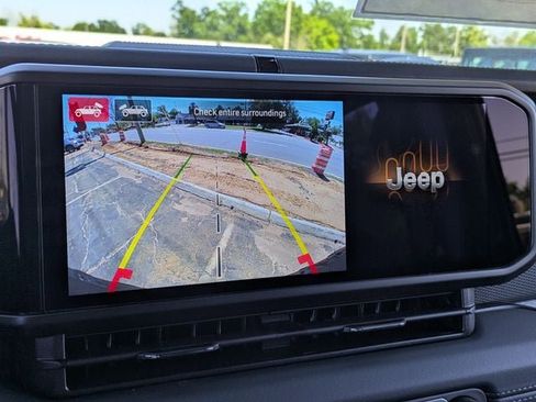 New 2026 Jeep Wrangler Unlimited Rubicon AWD/4WD image 20