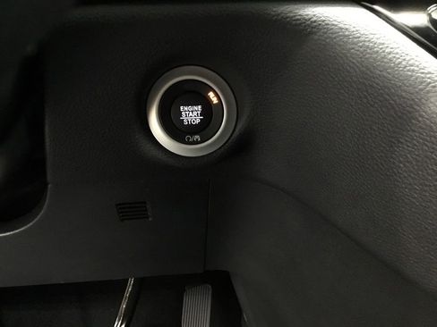 New 2026 Chrysler Pacifica Select image 17