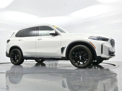Used 2024 BMW X5 xDrive40i w/ Premium Package AWD/4WD image 38