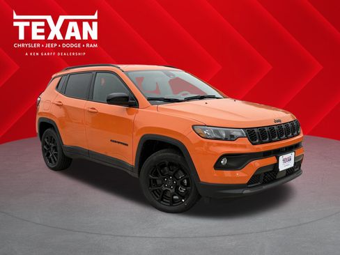 New 2026 Jeep Compass Latitude AWD/4WD image 1