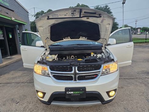 Used 2016 Dodge Journey SXT image 44