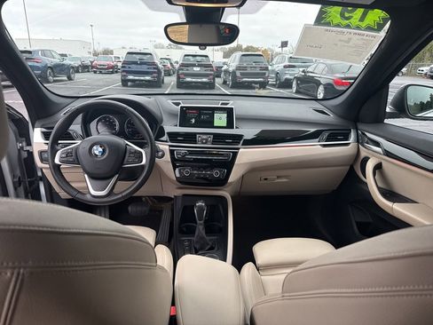 Used 2019 BMW X1 sDrive28i w/ Convenience Package image 18