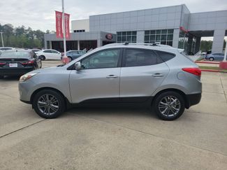 Used 2015 Hyundai Tucson SE video 2