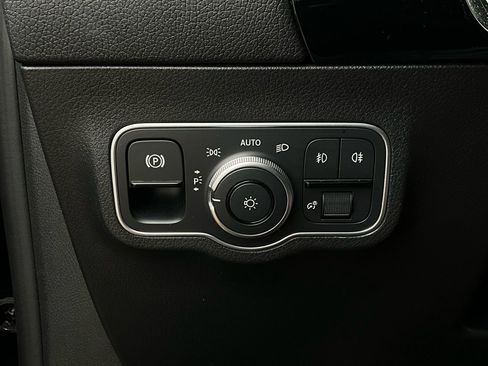 Used 2025 Mercedes-Benz GLA 250 GLA 250 image 24