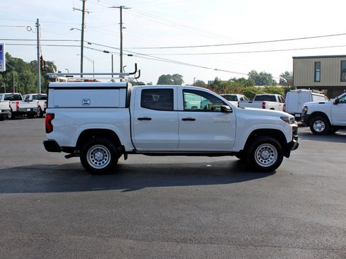 Used 2024 Chevrolet Colorado W/T w/ WT Convenience Package II image 5