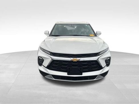 Used 2024 Chevrolet Blazer LT image 9