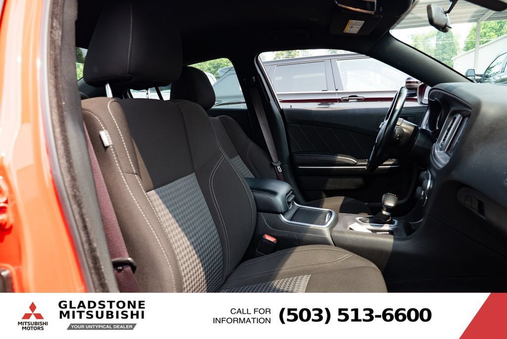 Used 2023 Dodge Charger SXT RWD image 25