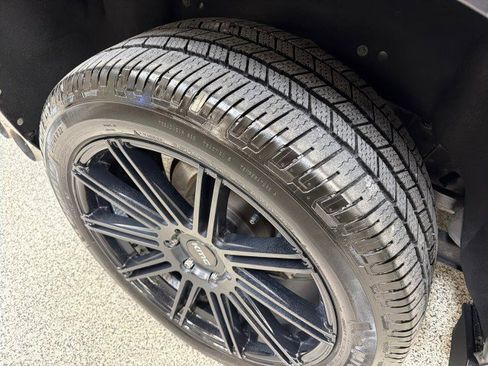 Used 2018 GMC Yukon Denali image 58