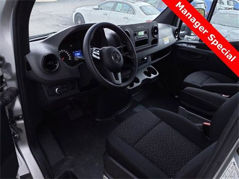 Used 2022 Mercedes-Benz Sprinter 3500 image 17