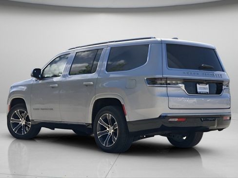 Used 2022 Jeep Grand Wagoneer Series I AWD/4WD image 18