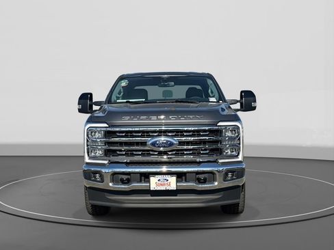 New 2025 Ford F250 Lariat w/ FX4 Off-Road Package image 3