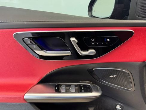 Used 2025 Mercedes-Benz C 43 AMG 4MATIC Sedan image 35