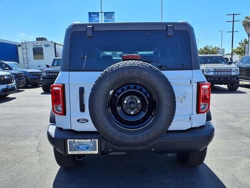 New 2026 Ford Bronco Big Bend w/ Black Diamond Package AWD/4WD image 3