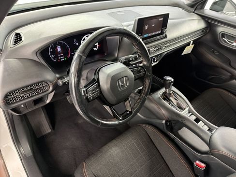 Certified 2024 Honda HR-V Sport image 4
