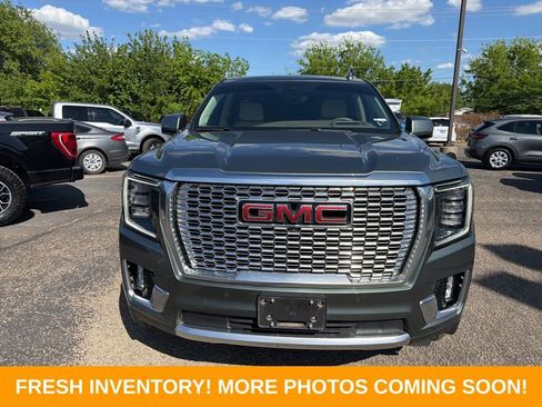Used 2023 GMC Yukon XL Denali w/ Denali Reserve Package image 2