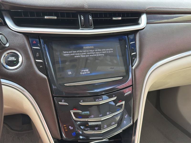 Used 2015 Cadillac XTS Premium FWD image 13