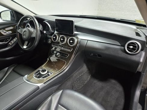 Used 2017 Mercedes-Benz C 300 4MATIC Sedan image 55