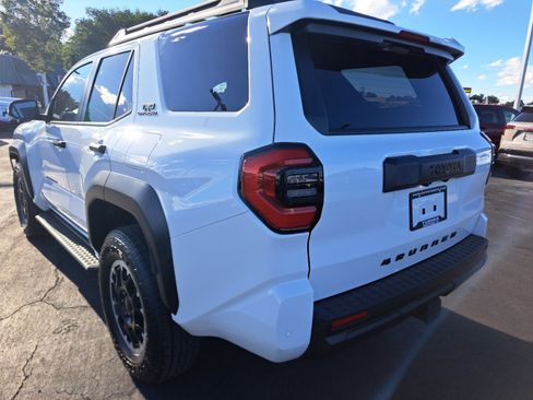 New 2025 Toyota 4Runner 4WD image 6