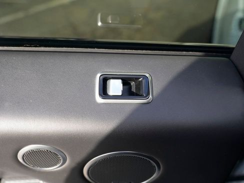 Used 2020 Land Rover Range Rover Sport HSE Dynamic image 32