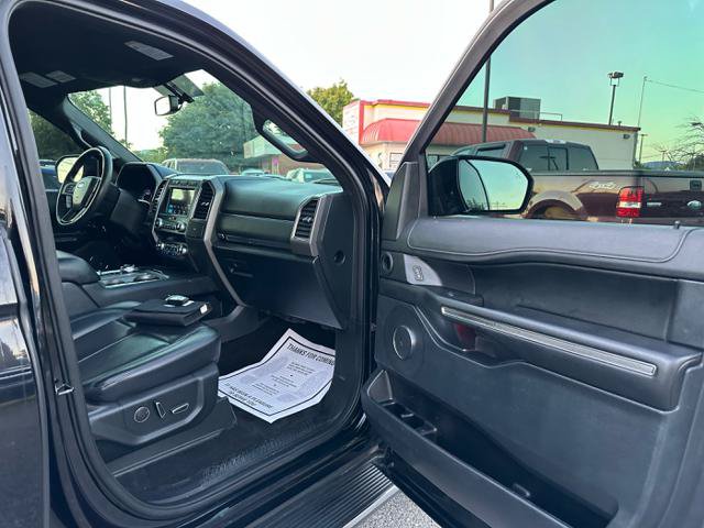 Used 2019 Ford Expedition XLT w/ Equipment Group 202A AWD/4WD image 20
