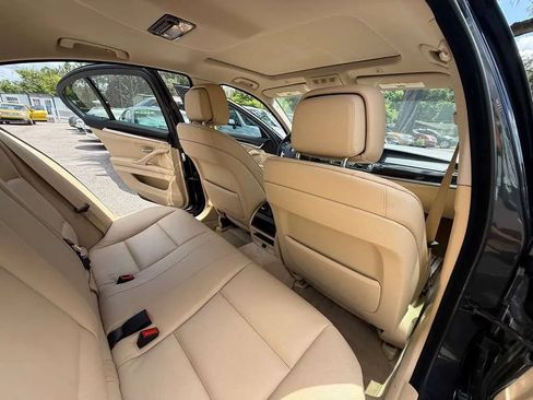 Used 2013 BMW 528i Sedan RWD image 7
