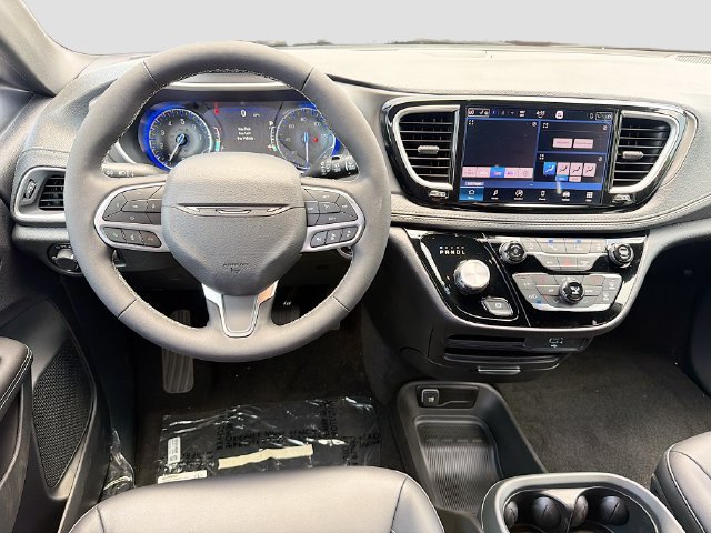 New 2027 Chrysler Pacifica Select FWD image 23