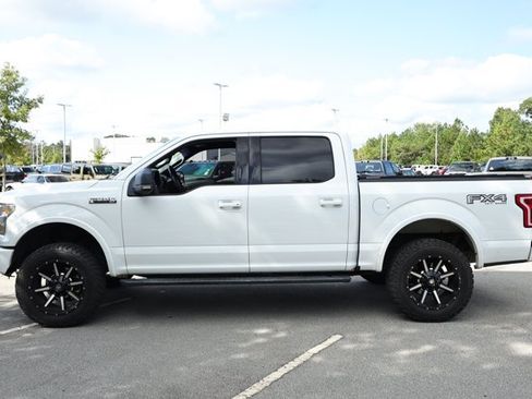 Used 2017 Ford F150 XLT w/ Equipment Group 302A Luxury AWD/4WD image 5